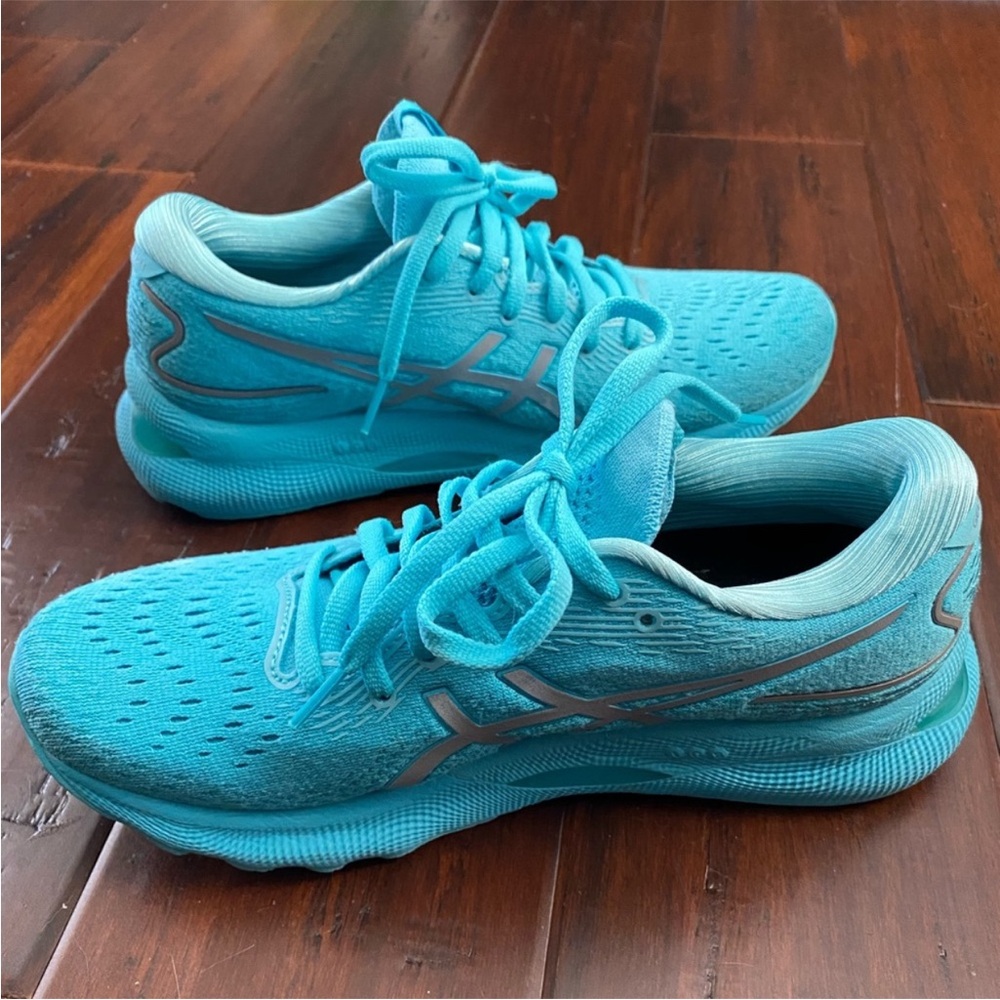 Asics Women's Blue Athletic Shoes